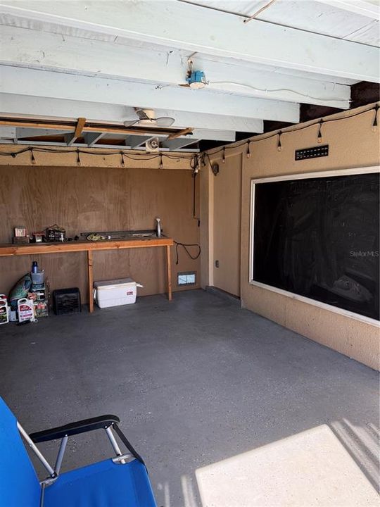 На продажу: $189,900 (2 спален, 1 ванн, 1124 Квадратных фут)