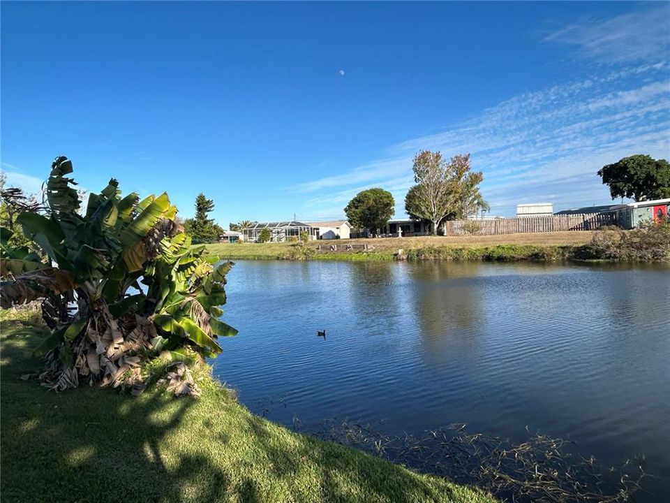 На продажу: $189,900 (2 спален, 1 ванн, 1124 Квадратных фут)