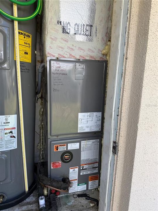 На продажу: $189,900 (2 спален, 1 ванн, 1124 Квадратных фут)