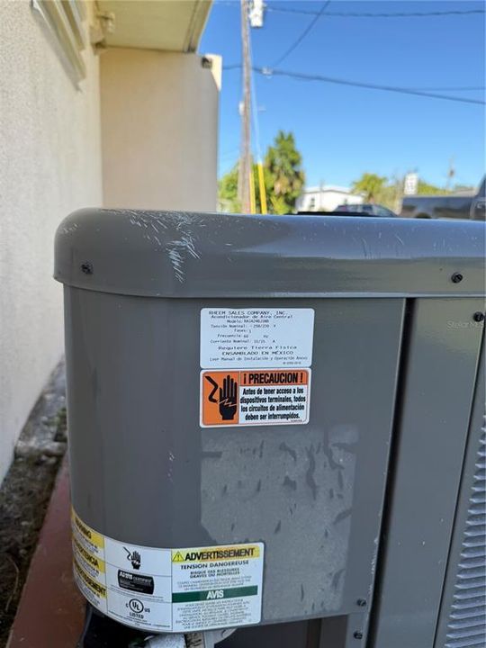 На продажу: $189,900 (2 спален, 1 ванн, 1124 Квадратных фут)