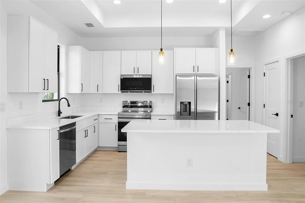 En Venta: $349,000 (3 camas, 2 baños, 1229 Pies cuadrados)