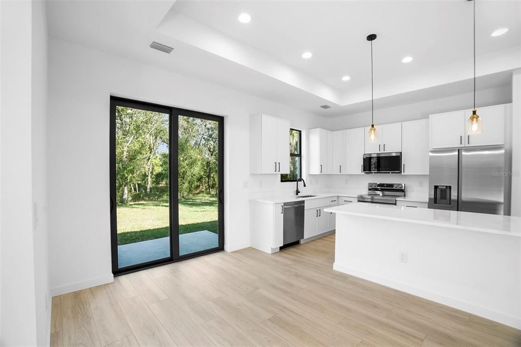 En Venta: $349,000 (3 camas, 2 baños, 1229 Pies cuadrados)