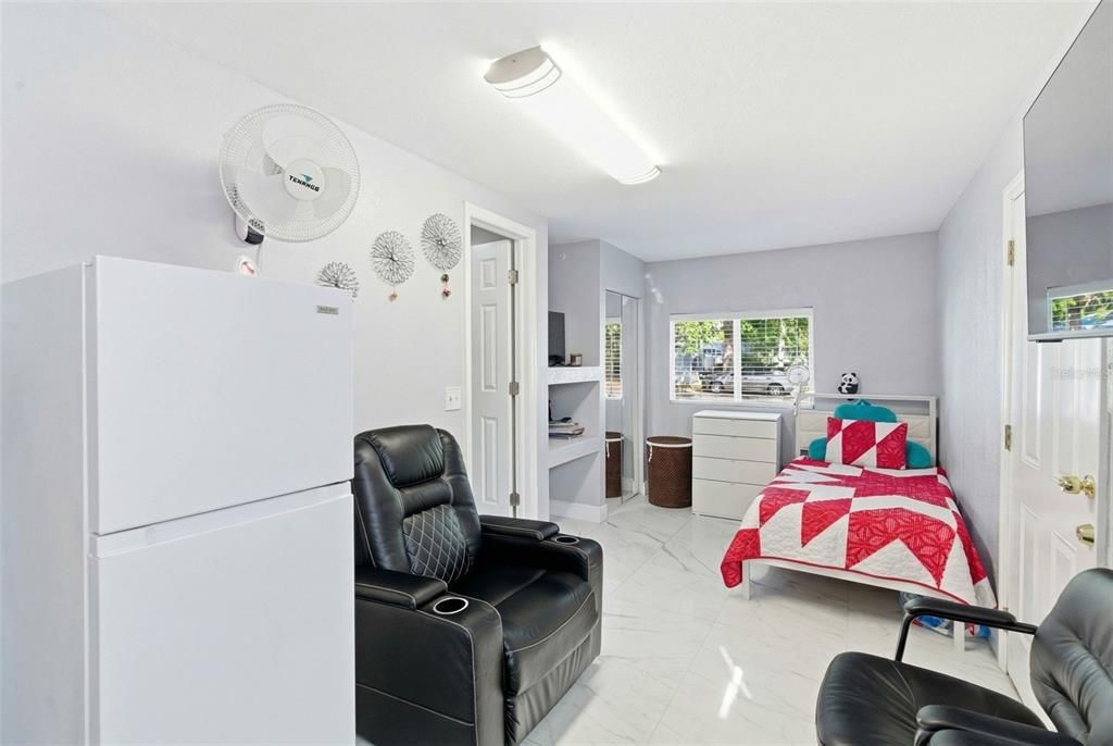 For Sale: $485,000 (4 beds, 3 baths, 1566 Square Feet)