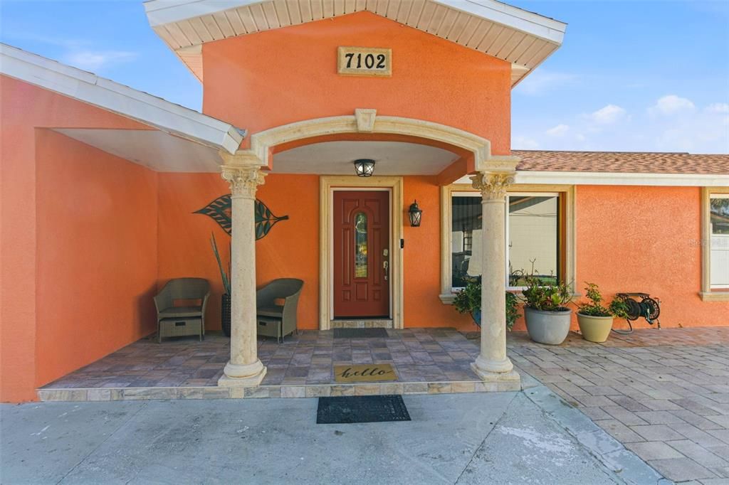 For Sale: $485,000 (4 beds, 3 baths, 1566 Square Feet)