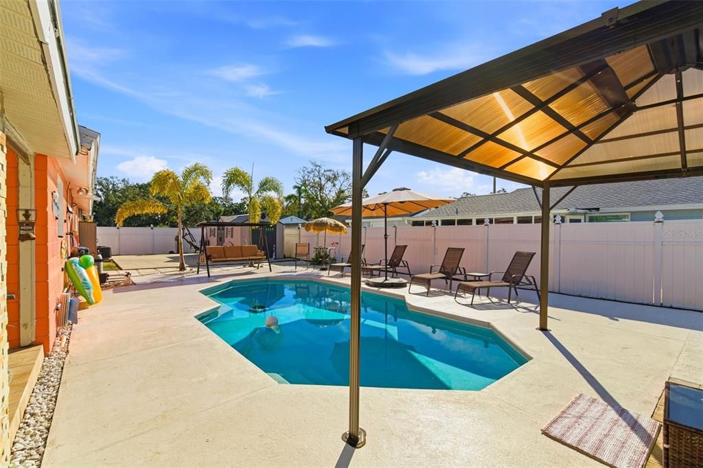 For Sale: $485,000 (4 beds, 3 baths, 1566 Square Feet)