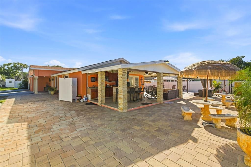 For Sale: $485,000 (4 beds, 3 baths, 1566 Square Feet)