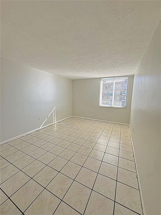 En Renta: $2,495 (2 camas, 2 baños, 1350 Pies cuadrados)