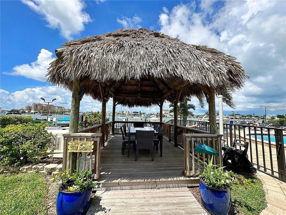 En Renta: $2,495 (2 camas, 2 baños, 1350 Pies cuadrados)