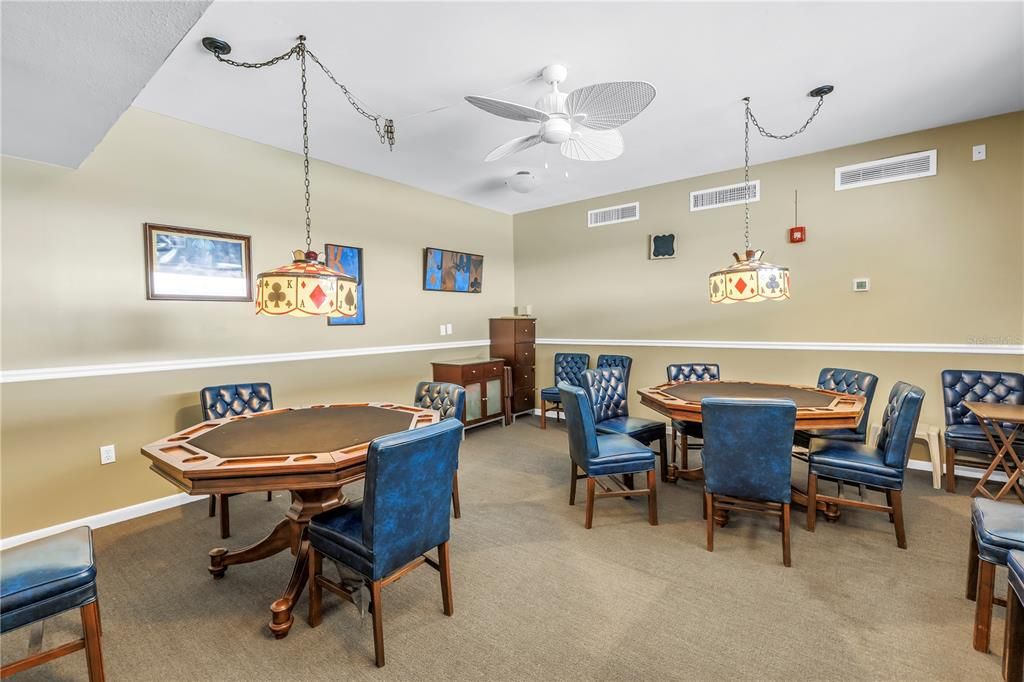 На продажу: $389,900 (2 спален, 2 ванн, 1175 Квадратных фут)