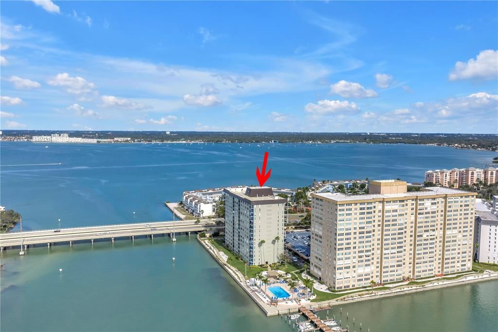 На продажу: $389,900 (2 спален, 2 ванн, 1175 Квадратных фут)