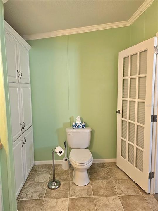 For Sale: $205,000 (3 beds, 2 baths, 1296 Square Feet)