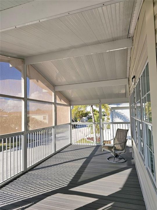 For Sale: $205,000 (3 beds, 2 baths, 1296 Square Feet)