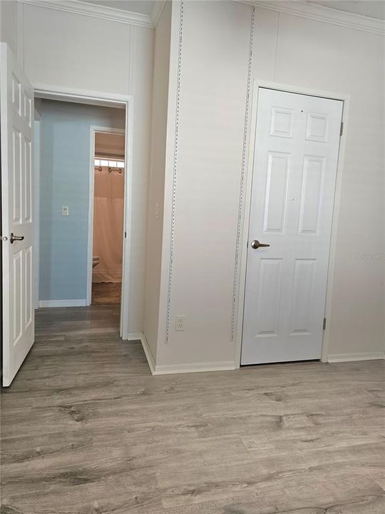 For Sale: $205,000 (3 beds, 2 baths, 1296 Square Feet)