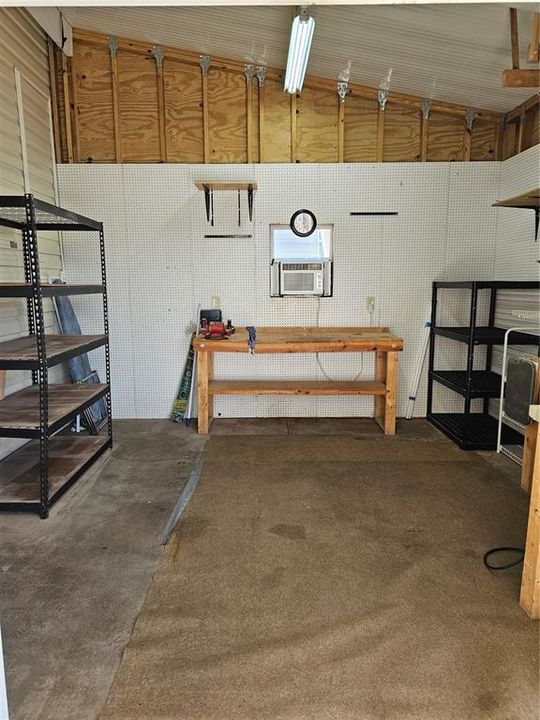 For Sale: $205,000 (3 beds, 2 baths, 1296 Square Feet)