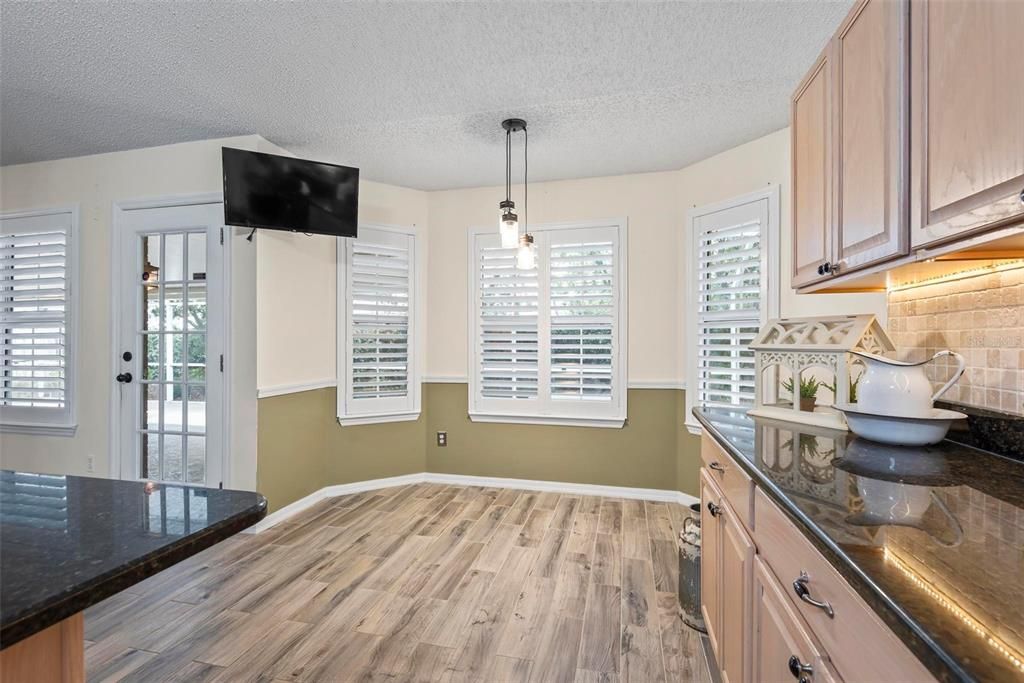 For Sale: $465,000 (4 beds, 2 baths, 2277 Square Feet)