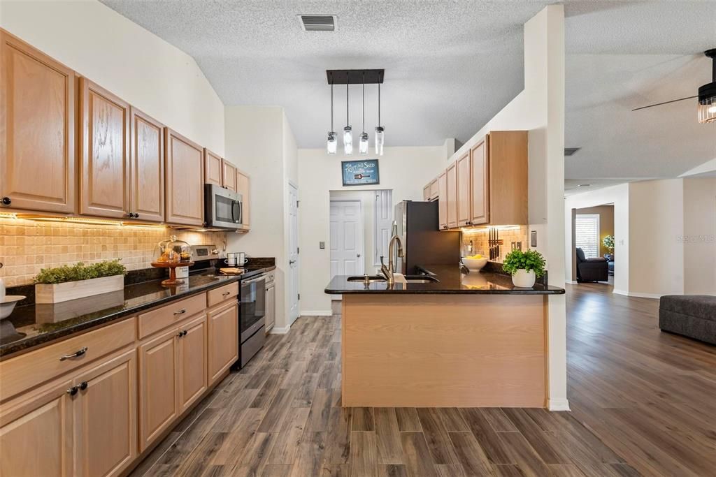 For Sale: $465,000 (4 beds, 2 baths, 2277 Square Feet)