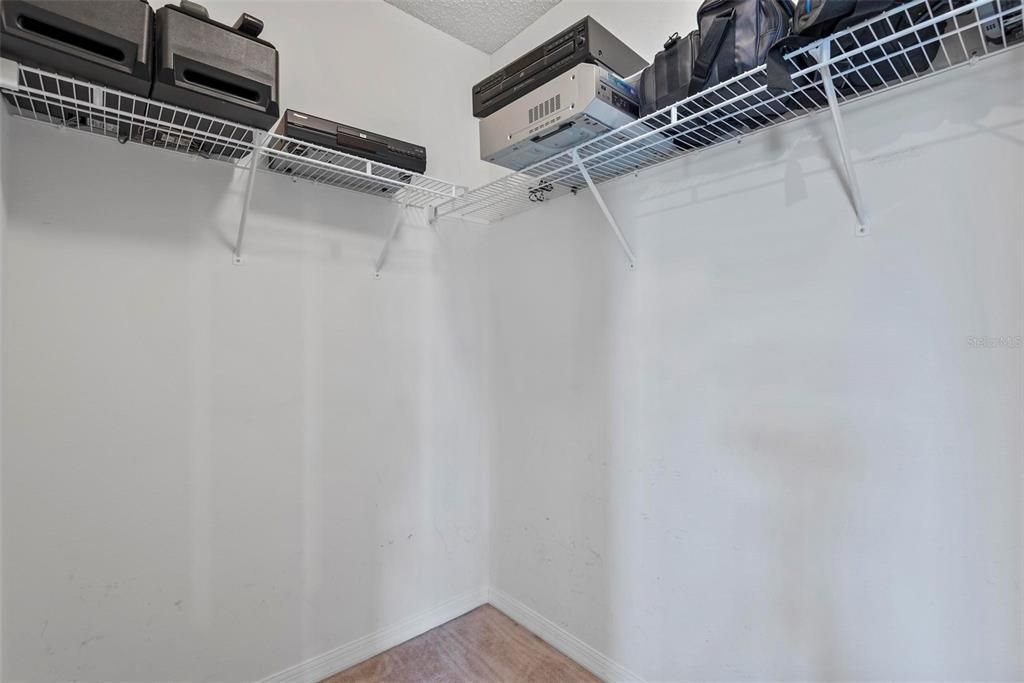 For Sale: $465,000 (4 beds, 2 baths, 2277 Square Feet)