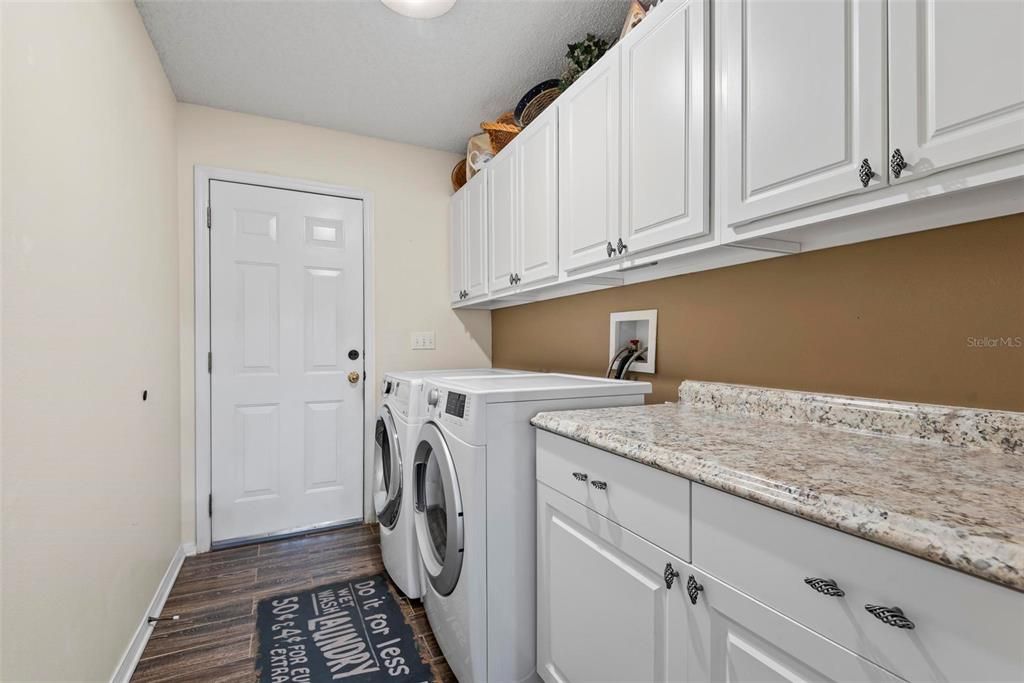 For Sale: $465,000 (4 beds, 2 baths, 2277 Square Feet)