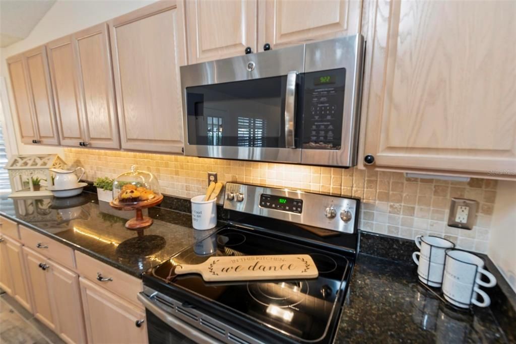 For Sale: $465,000 (4 beds, 2 baths, 2277 Square Feet)