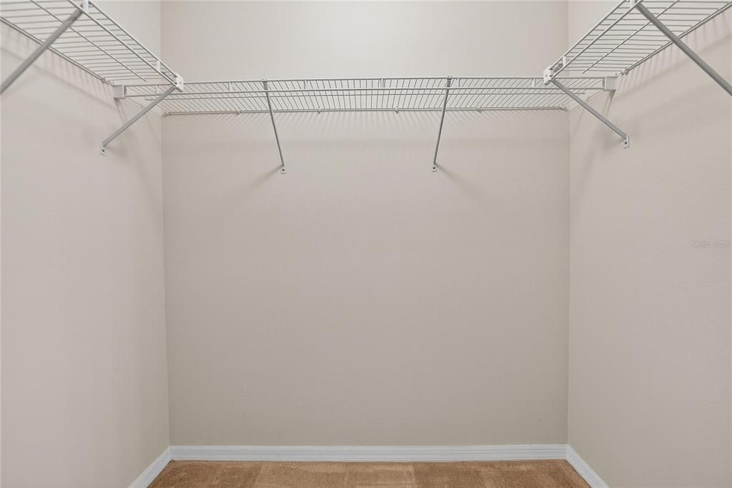 For Sale: $320,000 (2 beds, 2 baths, 1610 Square Feet)