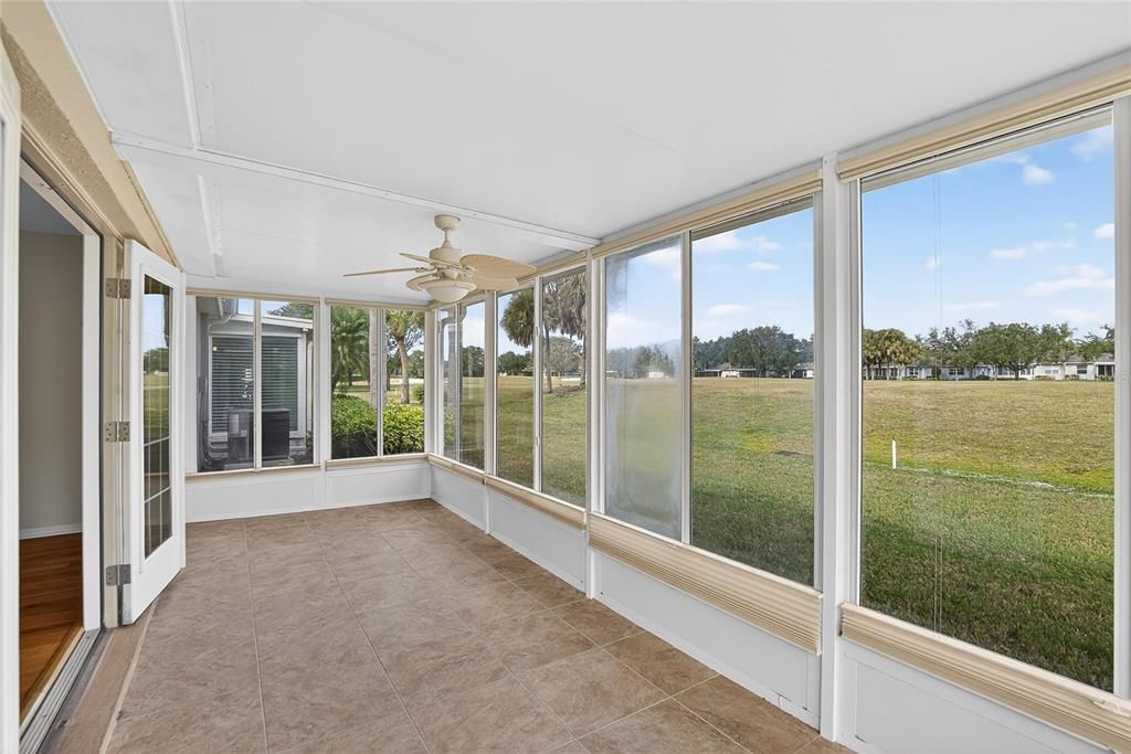 For Sale: $320,000 (2 beds, 2 baths, 1610 Square Feet)