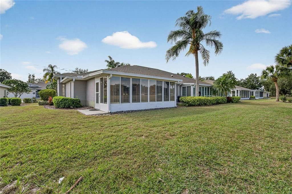 For Sale: $320,000 (2 beds, 2 baths, 1610 Square Feet)