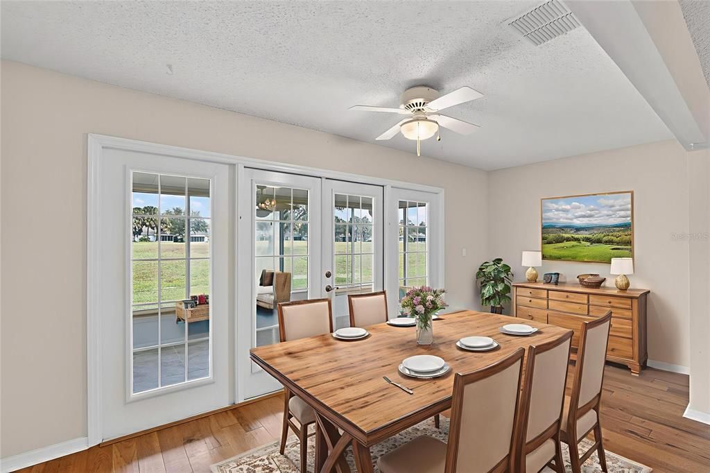 For Sale: $320,000 (2 beds, 2 baths, 1610 Square Feet)