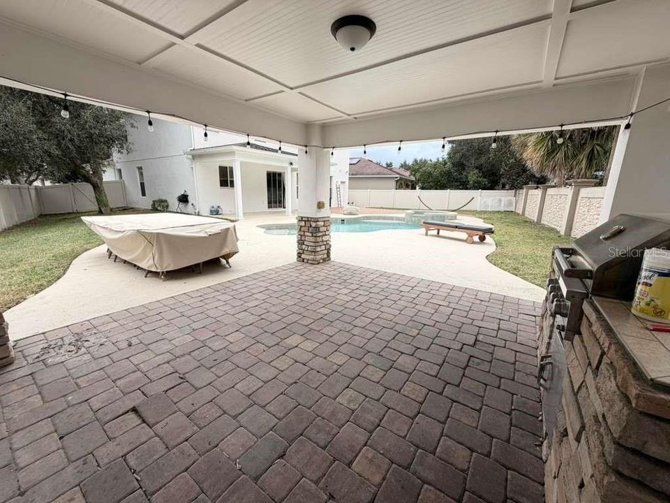 En Renta: $5,100 (5 camas, 3 baños, 3365 Pies cuadrados)