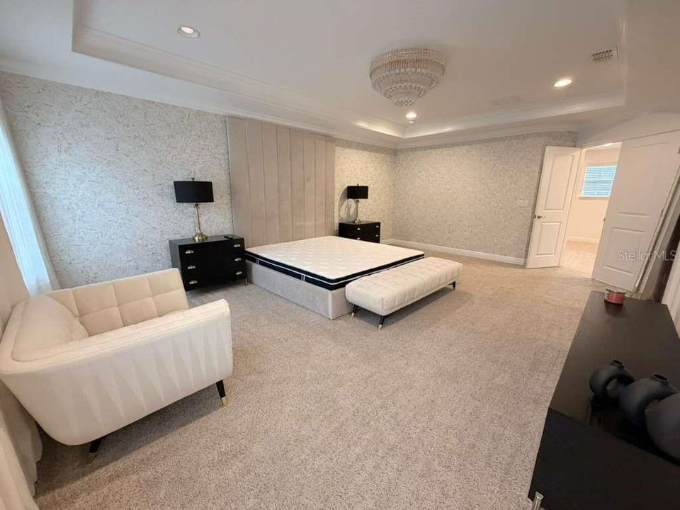 En Renta: $5,100 (5 camas, 3 baños, 3365 Pies cuadrados)