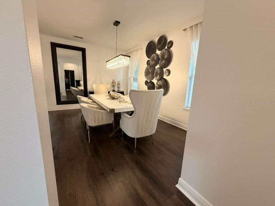 En Renta: $5,100 (5 camas, 3 baños, 3365 Pies cuadrados)