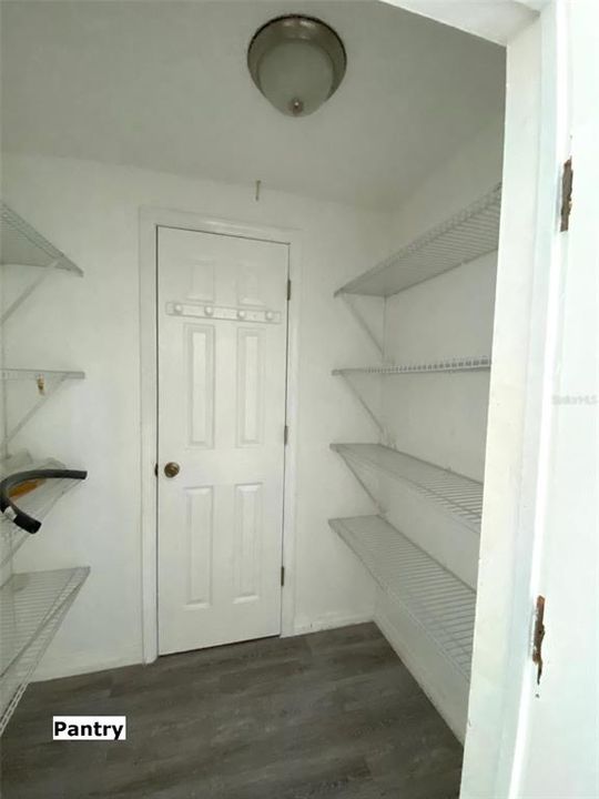 出租: $1,875 (3 贝兹, 2 浴室, 1800 平方英尺)