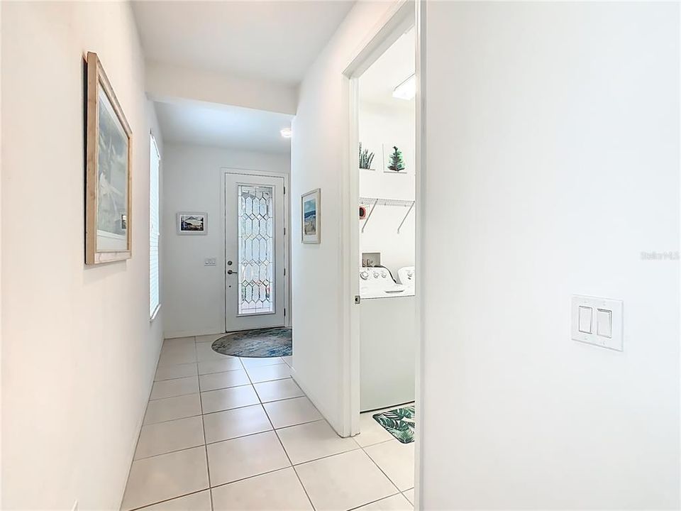 待售: $329,500 (2 贝兹, 2 浴室, 1703 平方英尺)