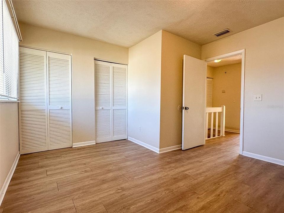 待售: $154,900 (2 贝兹, 1 浴室, 1032 平方英尺)