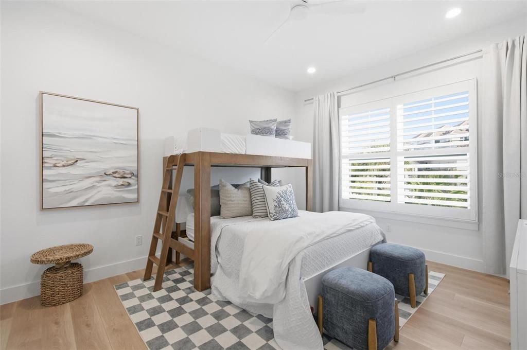 待售: $1,999,900 (5 贝兹, 4 浴室, 3478 平方英尺)