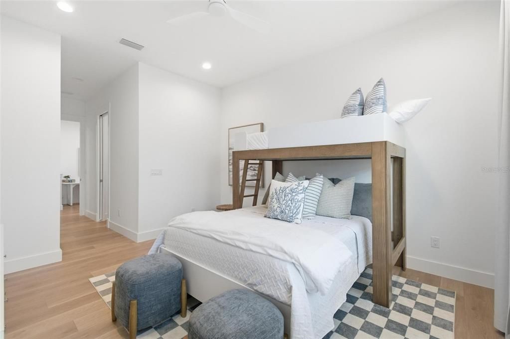 待售: $1,999,900 (5 贝兹, 4 浴室, 3478 平方英尺)