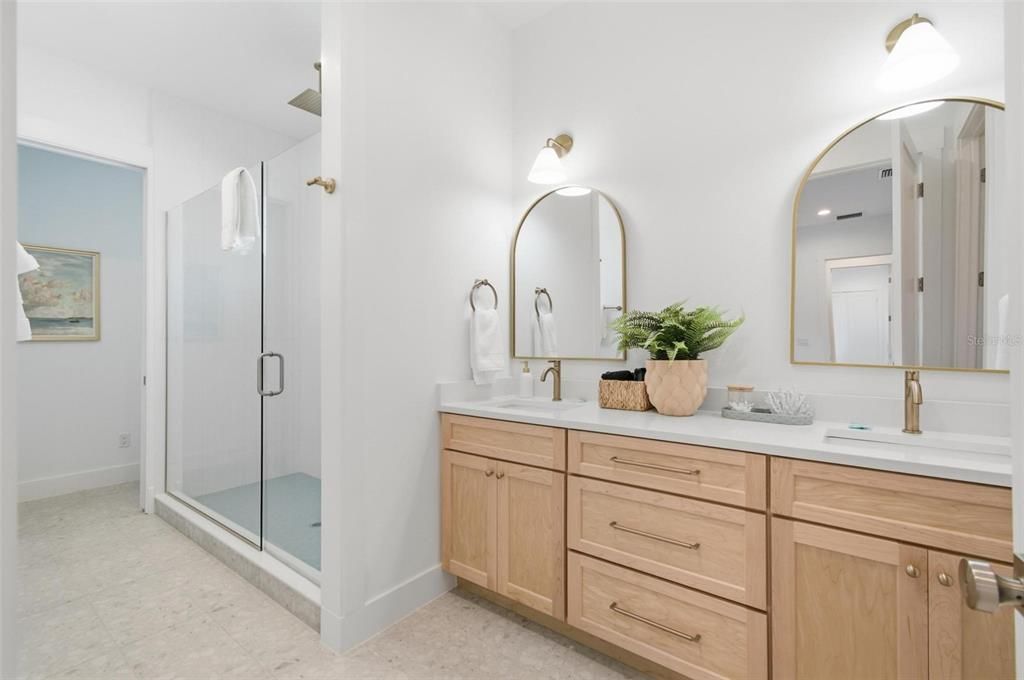 待售: $1,999,900 (5 贝兹, 4 浴室, 3478 平方英尺)