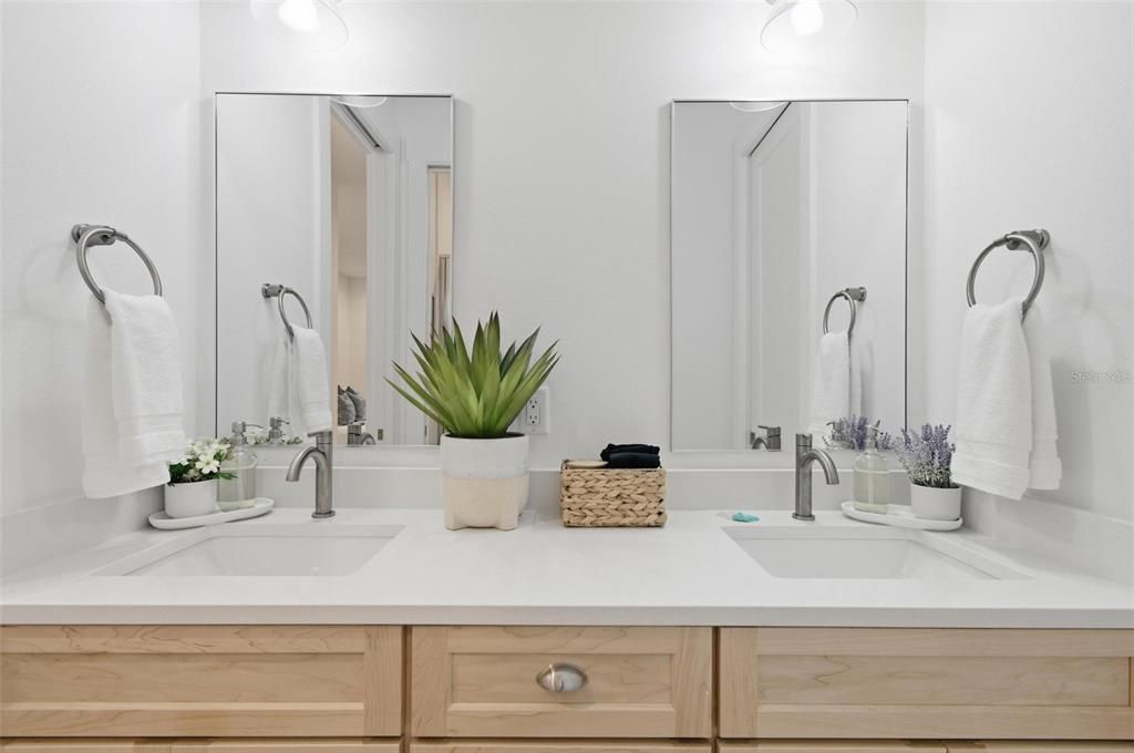 待售: $1,999,900 (5 贝兹, 4 浴室, 3478 平方英尺)