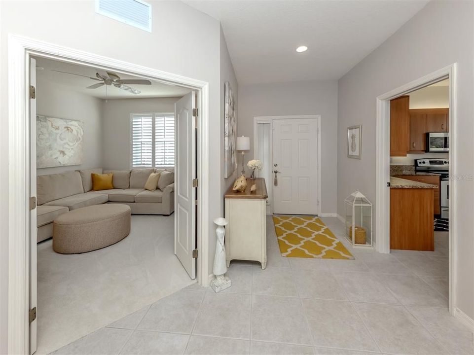 En Venta: $315,000 (2 camas, 2 baños, 1521 Pies cuadrados)