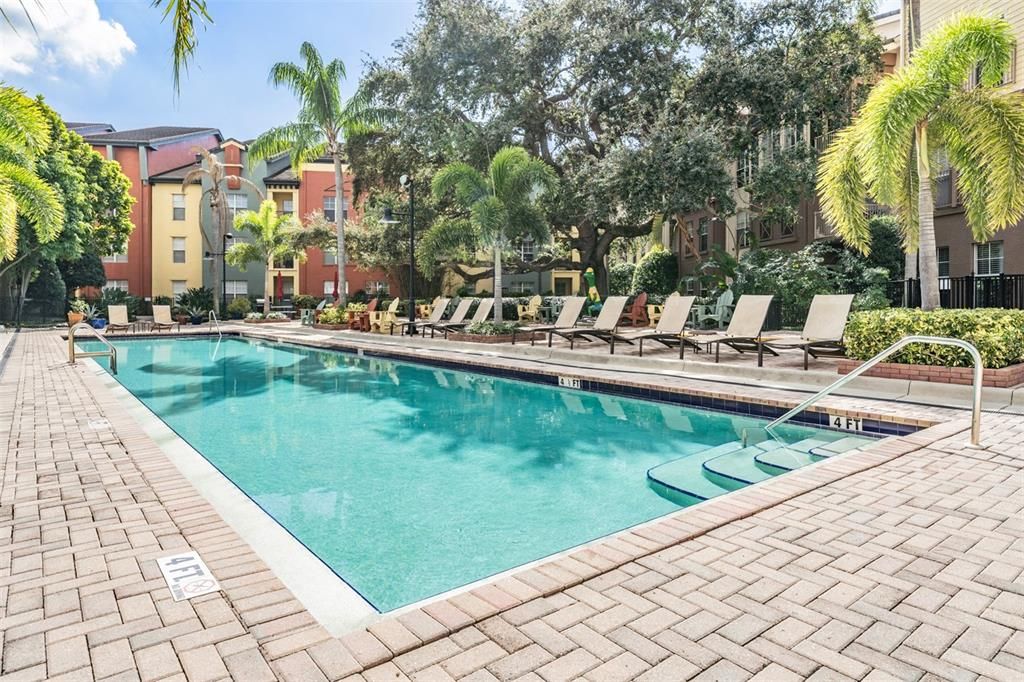 For Rent: $3,200 (2 beds, 2 baths, 1206 Square Feet)