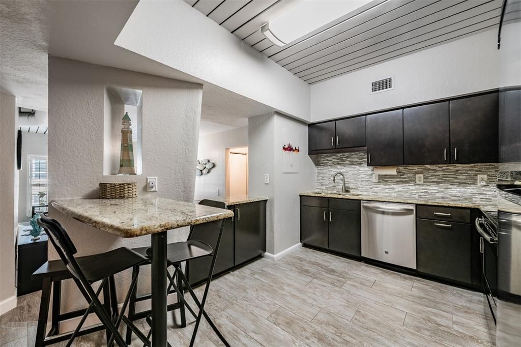 For Rent: $3,200 (2 beds, 2 baths, 1206 Square Feet)