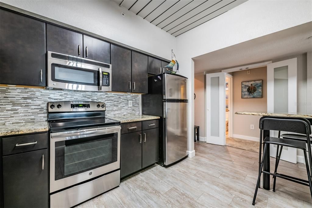 For Rent: $3,200 (2 beds, 2 baths, 1206 Square Feet)