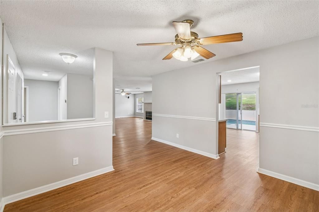 待售: $535,374 (5 贝兹, 3 浴室, 2828 平方英尺)