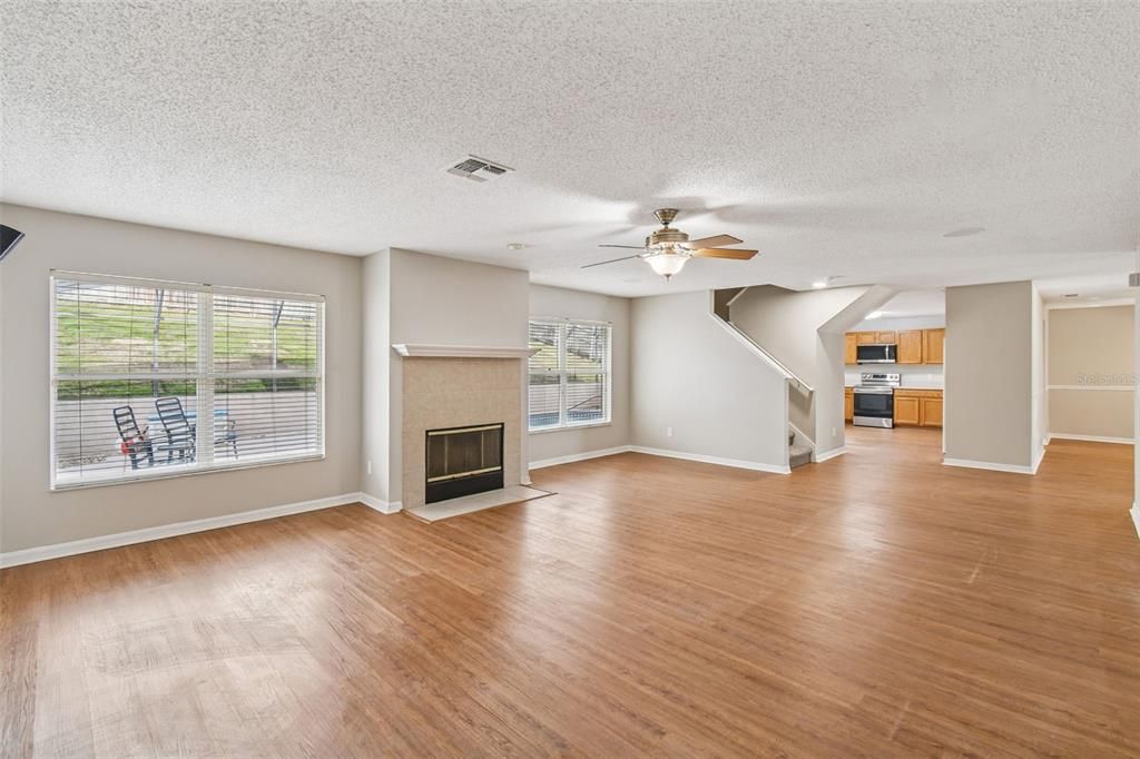 待售: $535,374 (5 贝兹, 3 浴室, 2828 平方英尺)