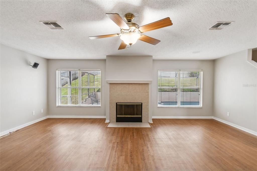 待售: $535,374 (5 贝兹, 3 浴室, 2828 平方英尺)