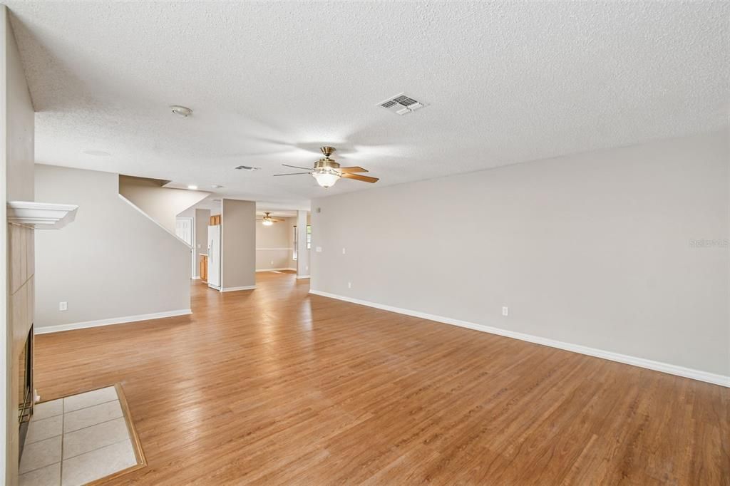 待售: $535,374 (5 贝兹, 3 浴室, 2828 平方英尺)