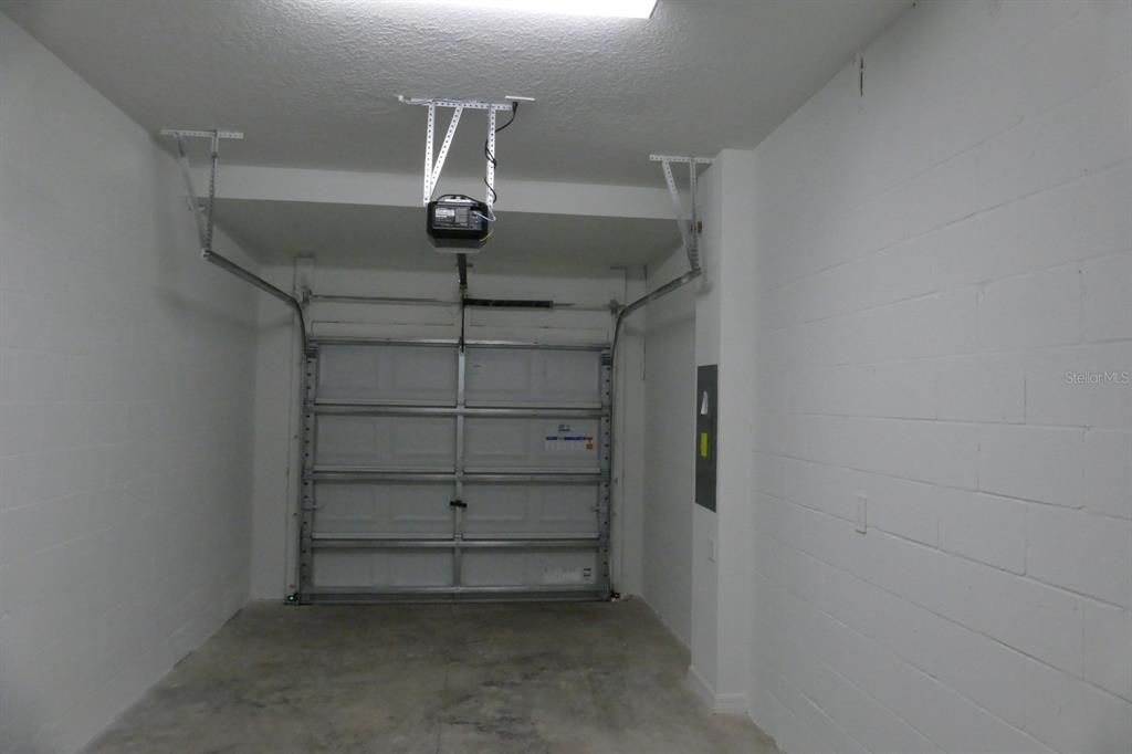 For Rent: $1,950 (2 beds, 2 baths, 1541 Square Feet)