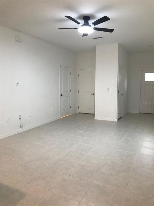 For Rent: $1,950 (2 beds, 2 baths, 1541 Square Feet)