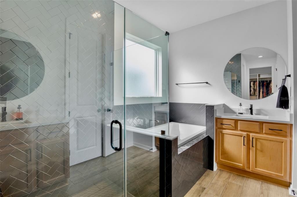 待售: $529,900 (4 贝兹, 3 浴室, 2207 平方英尺)