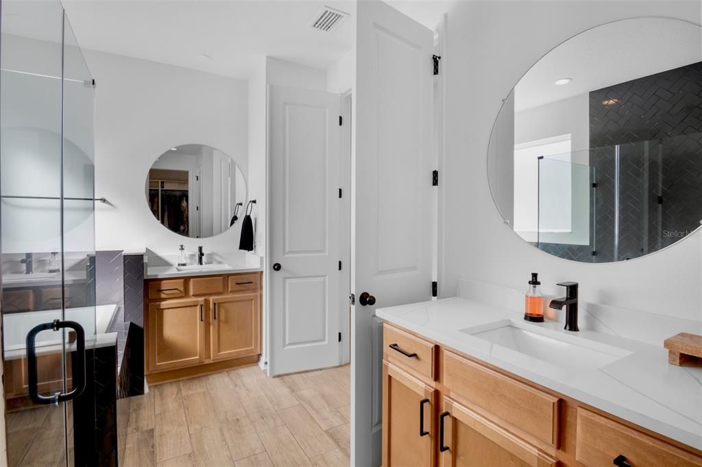 待售: $529,900 (4 贝兹, 3 浴室, 2207 平方英尺)