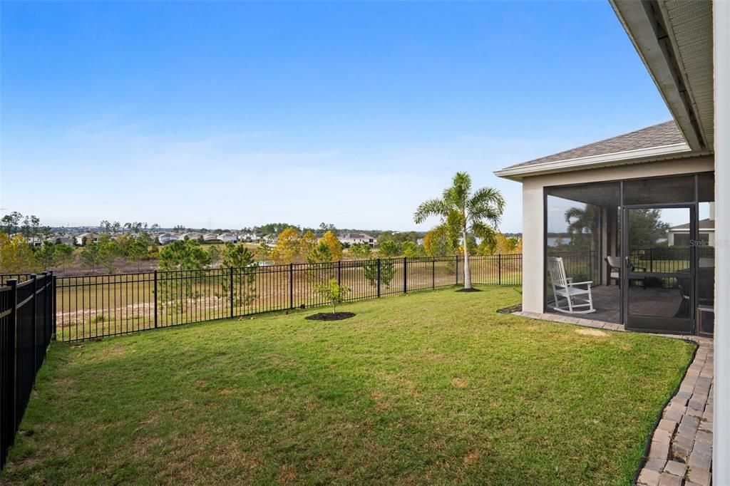 En Venta: $649,000 (4 camas, 3 baños, 2610 Pies cuadrados)